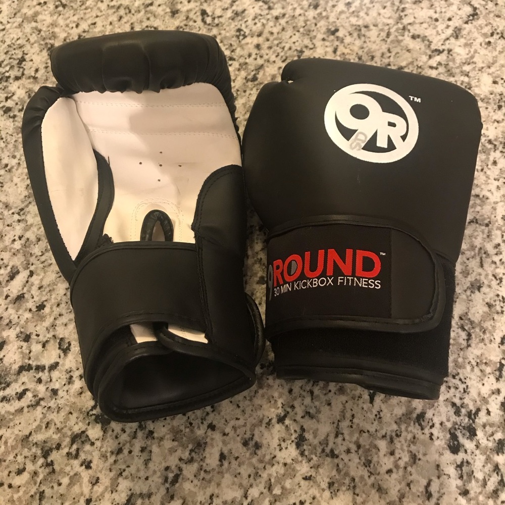 Boxing Gloves - 9 around